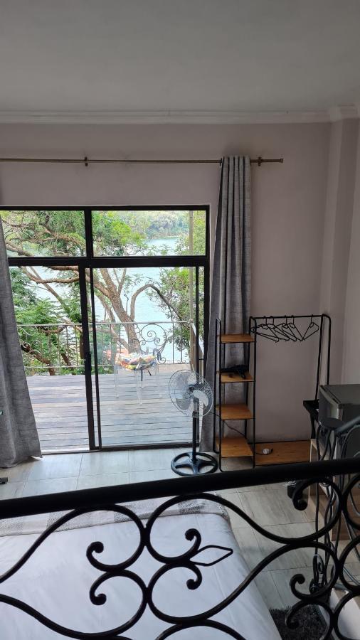 Bed and Breakfast Cozy Kosmos Hartbeespoort Pokoj fotografie
